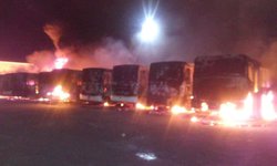 Se queman 16 autobuses Vencedor en Ciudad Valles