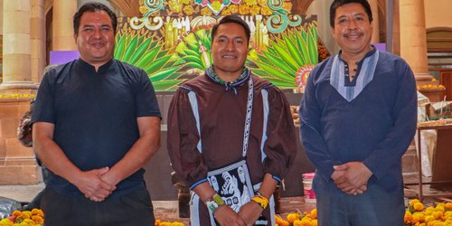 Ceremonia de Día de Muertos con pueblos originarios en Palacio Municipal