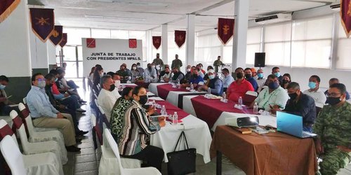 Arnulfo Urbiola asistió a reunión de trabajo con la SEDENA