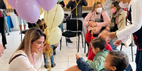 DIF estatal lleva alegría a niñez en condición de orfandad