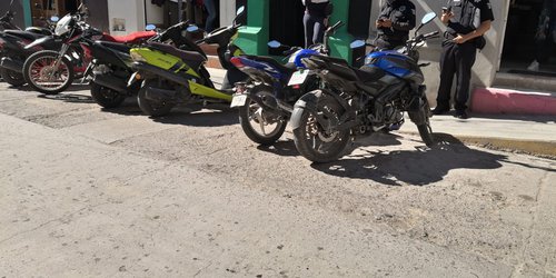 Alto número de motos satura Rioverde y rebasa espacios para estacionarse
