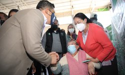 Ricardo Gallardo inicia entrega de apoyos económicos a madres solteras y adultos mayores