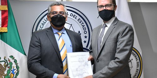 Fiscal Ruiz Contreras se reúne con embajada de EEUU y con consultoría experta