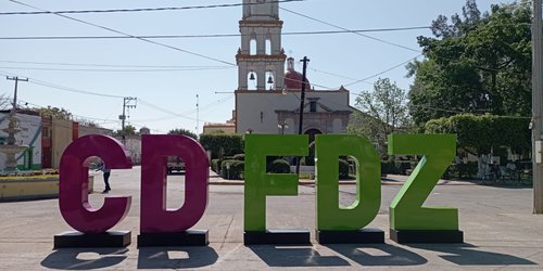 Ciudad Fernández estrena letras monumentales; tendrán iluminación