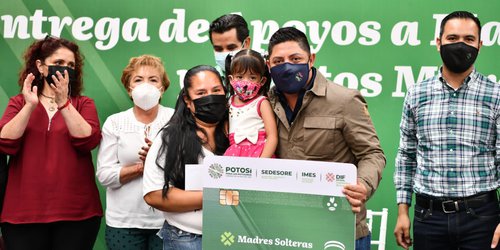 Becas económicas equilibran balanza social: Gallardo Cardona