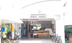 Rehabilitan techado y cableado eléctrico del mercado Benito Juárez