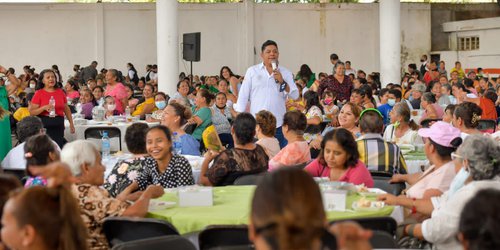 Ricardo Gallardo refrenda su respaldo a mujeres de la Zona Media