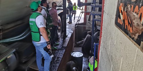 Clausuran abastecedora de agua, a pipas
