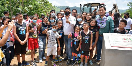 Útiles escolares y transporte público gratuito: Dos logros más de Ricardo Gallardo