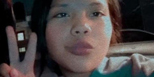 Madre desesperada pide ayuda para localizar a su hija Koral de 13 años