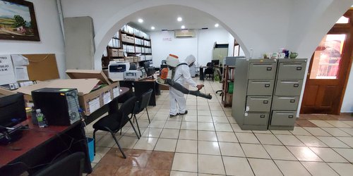 Sanitizan Alcaldía, DIF, UBR y SASAR para prevenir Covid