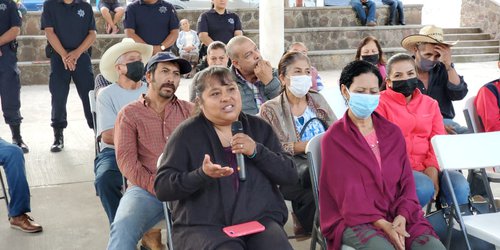 Familias de Cañada Grande exportarán artesanías a EU gracias al Presidente de Rioverde Arnulfo Urbiola