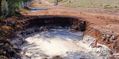 Nueva fuga de acueducto de presa El Realito