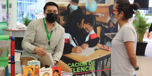 SEGE impulsa Fomento a la Educación con módulos de información en la FENAPO