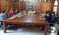 Cabildo exige destituir al Contralor Municipal; no hay elementos para la destitución, responde el alcalde