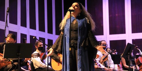 Exitoso homenaje de la Orquesta Sinfónica a "Chava" Flores