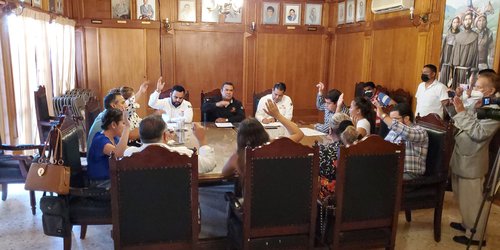 Salón de Cabildo de Rioverde se llamará Fausto Izar Charre