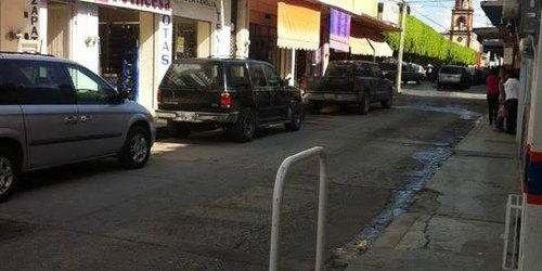 Balacean y muere en fuego cruzado, ciudadano de Cerritos