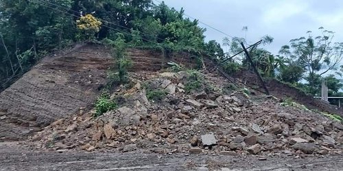 Caída de torre de CFE deja sin luz a 119 mil usuarios de la Huasteca Sur