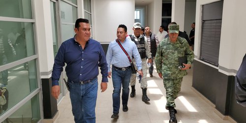Mandos militares y vice Fiscalía , con el Alcalde supervisan funcionamiento del C3