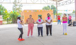 Campaña Luz Rosa contra Cáncer de Mama llevó el DIF a San Bartolo