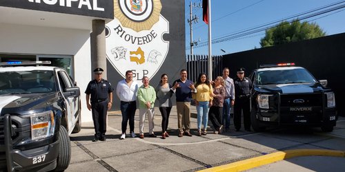 Alcalde entrega patrulla nueva a la Policía Municipal de Rioverde