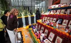 Colocan altar en memoria de policías caídos en la comandancia de Soledad de Graciano Sánchez