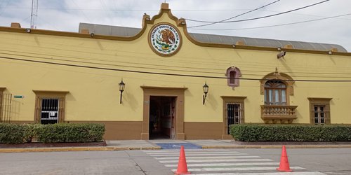 Contemplan incremento a multas de tránsito y derecho de piso de taxistas en CDFDZ