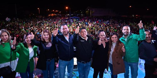 "Pesado" le puso ambiente a la posada navideña de Matehuala