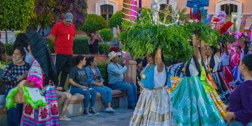 Ballets folklóricos de Oaxaca se presentaron en el festival de la "Guelaguetza en Rioverde"
