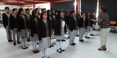 Secundaria Técnica 38, primer lugar en concursos de Himno Nacional, ajedrez y oratoria