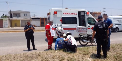 Motociclista chocó con camioneta en la carretera 70