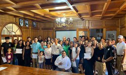 Entregan constancias a nuevos egresados de Escuela de Manejo