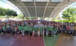 Arnulfo Urbiola asistió como invitado especial al 52 aniversario del Conafe