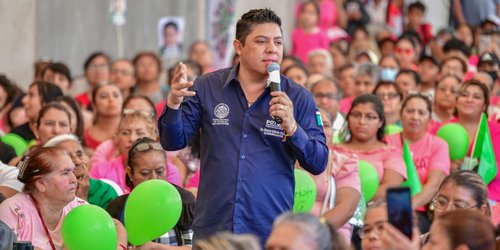 Soledenses agradecen apoyo del Gobernador  con nueva clínica rosa