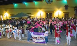 Ciudad Fernández se une a la Lucha Contra el Cáncer de Mamá en el Mes Rosa