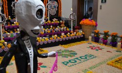 Gobierno estatal preserva tradiciones con apoyo de las dependencias
