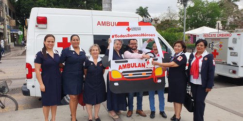 Edgar Vázquez asistió a misa de Damas Voluntarias de la Cruz Roja de Rioverde