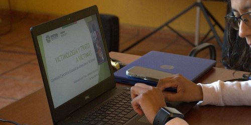 Capacitaron a personal de la Fiscalía General del Estado sobre victimología