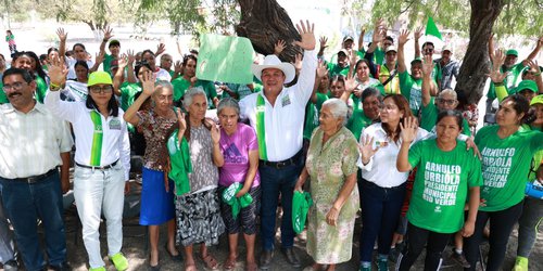 Candidato Urbiola visita comunidades San Sebastián y El Tule, además de colonias San Antonio y Santa Julia