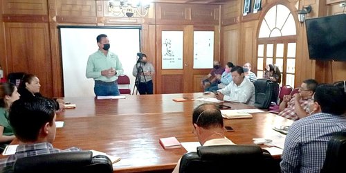 Alcalde de Ciudad Fernández destituye al Contralor interno