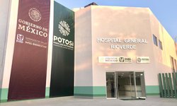 AMLO y Ricardo Gallardo inauguran nuevo módulo del Hospital de Rioverde