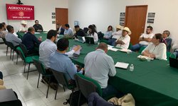 Gobierno Estatal y Federal suman más a productores agropecuarios de SLP