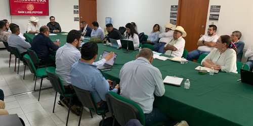 Gobierno Estatal y Federal suman más a productores agropecuarios de SLP