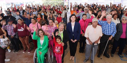 Gobierno del Estado entrega auxiliares auditivos a pacientes del CREE