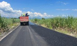 Por concluir, la reconstrucción del camino a Tambaca en Tamasopo