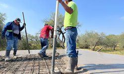 Avanza construcción de “descanso” en el panteón de La Laborcilla