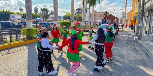 La magia de la Navidad iluminará Rioverde con el tradicional pino navideño