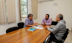 Ayuntamiento y la URSE trabajan en equipo por la educación en Ciudad Fernández