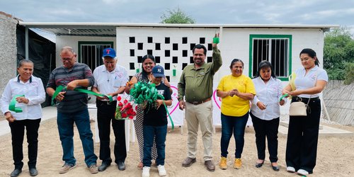 Fundación Unidos para Ayudar entrega una nueva vivienda a familia de escasos recursos en CDFDZ